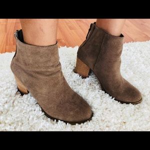Urban Outfitters brown suede booties